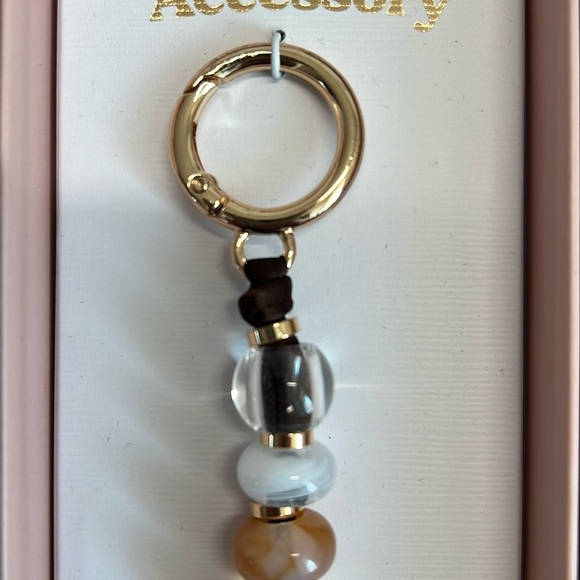 Serefina | Fall Heart Bag Charm ✨ - Picture 6 of 10